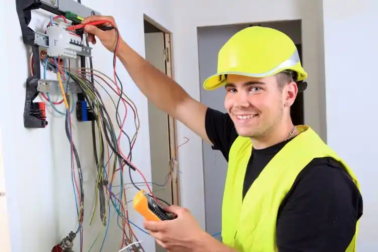 elektricien Engwierum